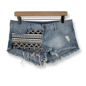 WyldeHart denim junior size 7 distressed cut off jean shorts